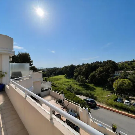 Great Opportunity! Exceptional Terrace & Pool & Garage דירה